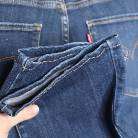 Levi's 724 High Rise Slim Straight Jeans Dark Wash Stretch Denim Classic - Picture 8 of 8